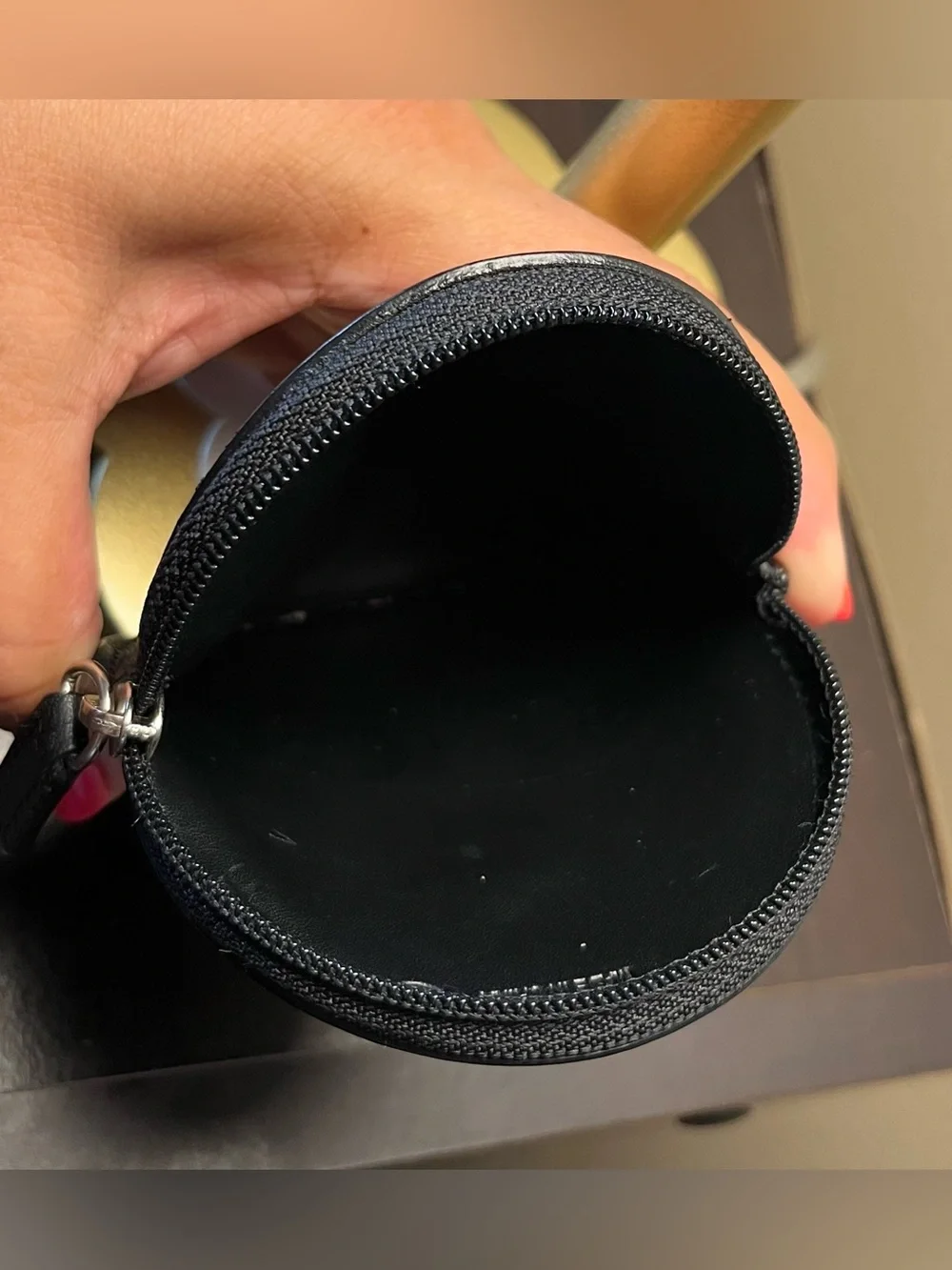 Coach Black Round Leather Zip Coin Pouch vintage EUC - Picture 7 of 9